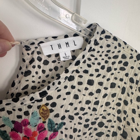 THML Boutique brand Floral Embroidered Women's Top - Picture 5 of 6